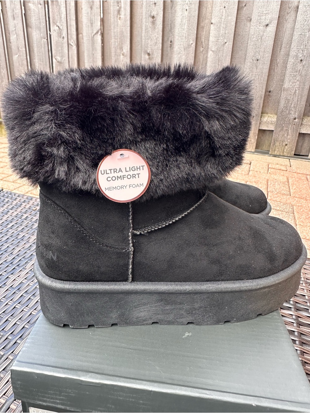 Danskin Women's Donut Slip On Boots Ultra Light Comfort w/Faux Fur BRAND NEW!